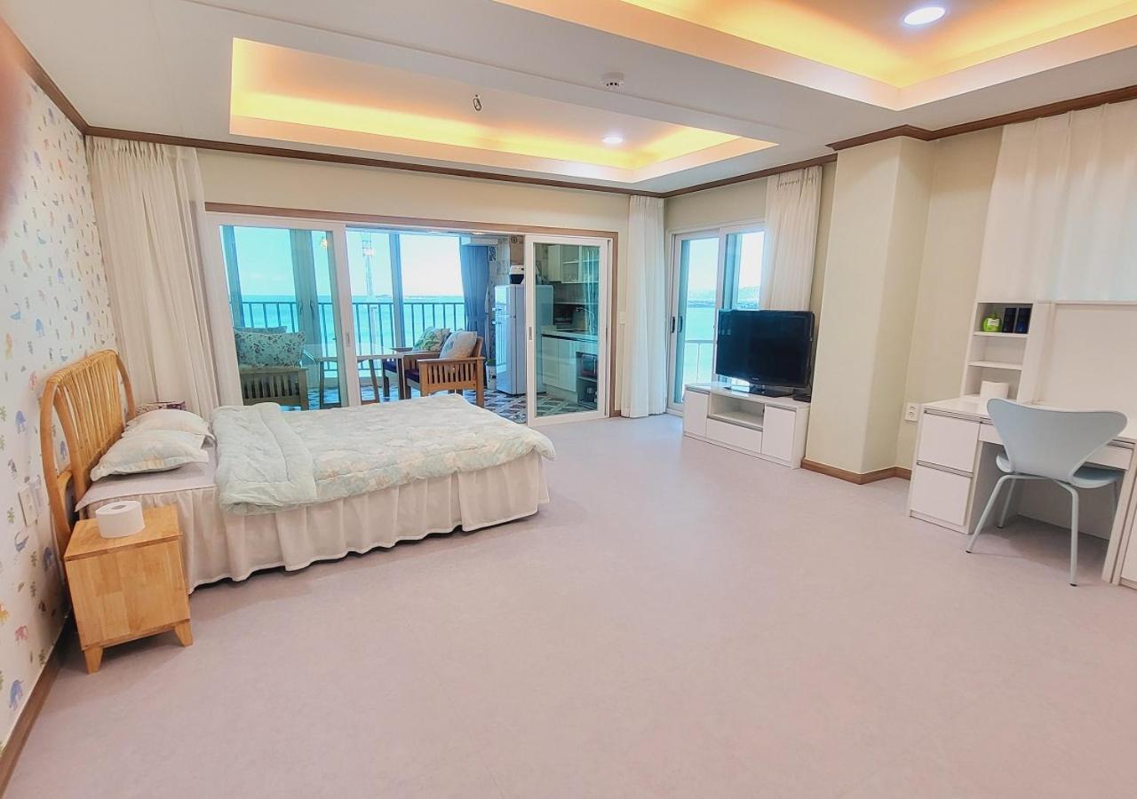 Seaside Pension Goseong  Exterior photo